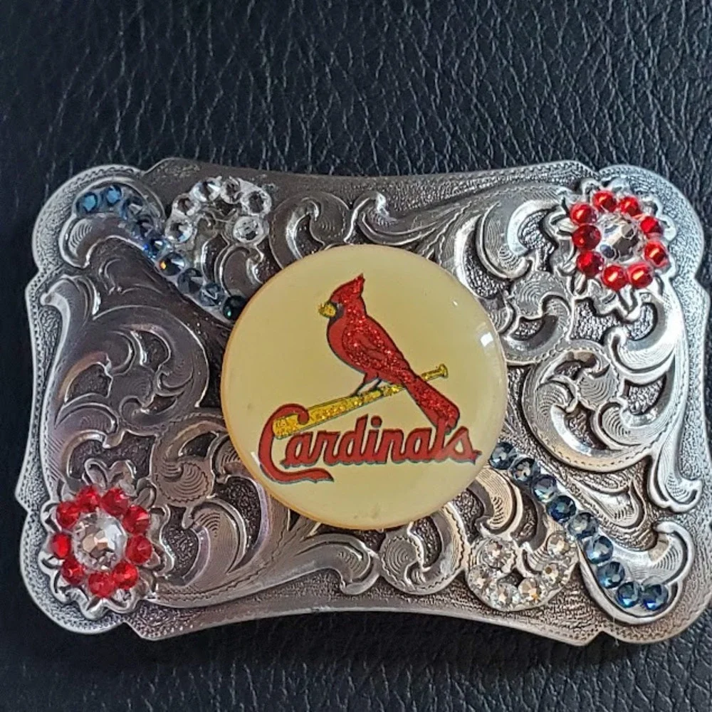 St Louis Cardinals MLB Belt Buckle Silver Tone Rhinestone Western Cowgirl Bling